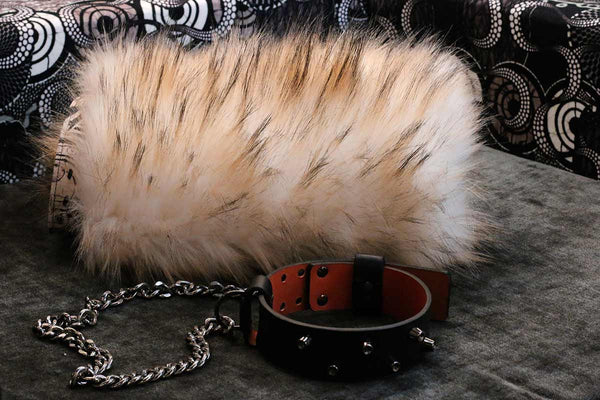 plaid chiens de luxe Sabanah XS et manchette cuir noir avec chainette