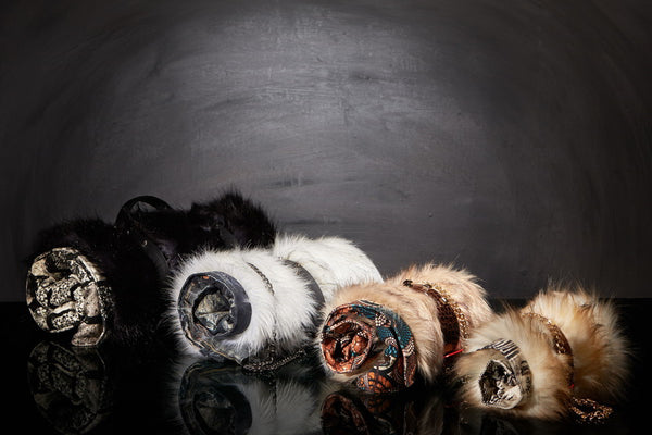 Couverture chat Sabanah Métis avec manchettes cuir noir ou croco