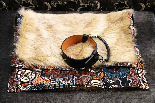 Plaid chat luxe S Metis Africa Sabanah manchette cuir avec poignée