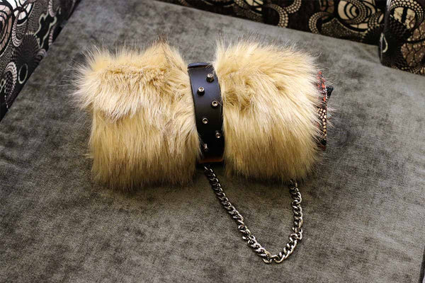 Plaid de luxe pour chat XS et manchette en cuir noir avec chainette