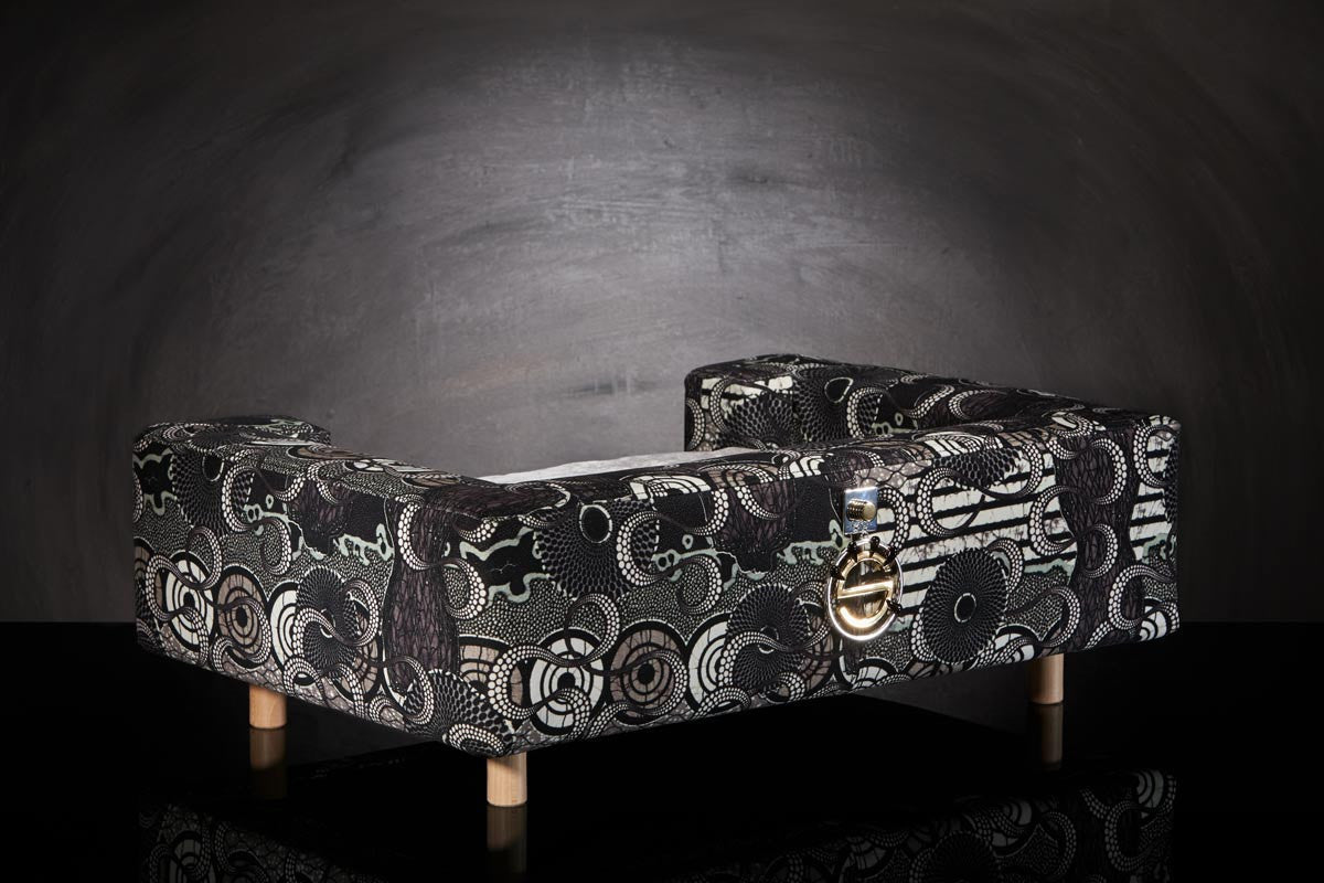 Luxury sofa for cat Black S size by Paris designer Sabanah