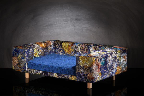 Fauteuil design pour chiens Sabanah Le Couture Palace bleu cobalt 