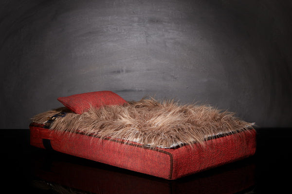 couchage de luxe petit chiens Sabanah Inuit S Rouge feu