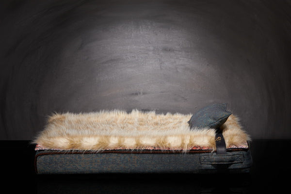 Couchage chien luxe Sabanah Inuit taille M Bleu