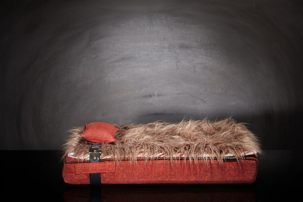 Couchage pour chat design Lit Sabanah Inuit S rouge feu 