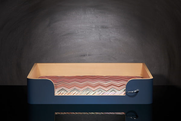 Panier chien design M Sabanah Bleu nuit tissu Missoni Oketo rouge 156